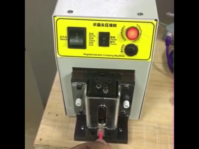 RJ45-päiden puristuskone