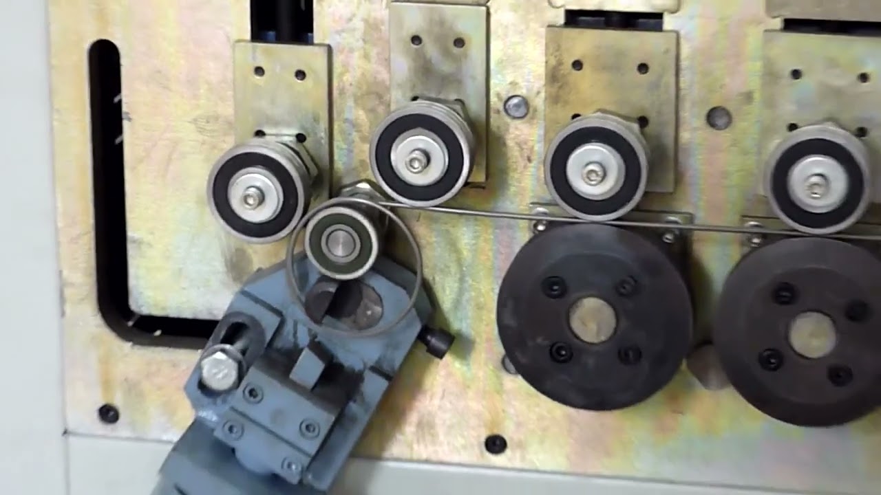 Automaattinen hydraulinen ruostumattoman teräsköyden rengastuskone DQ2-8